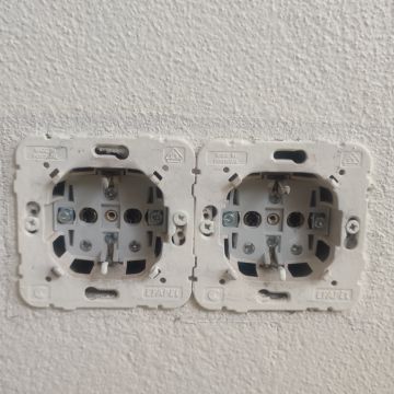 Intensional - Instalações Elétricas e Manutenção - Matosinhos - Instalação de Interruptores e Tomadas