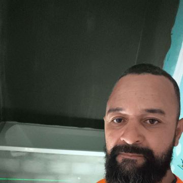 Sou especialista em ladrilhos em geral a mais de 15 anos no ramo, acabamentos de primeira - Torres Novas - Redecoration