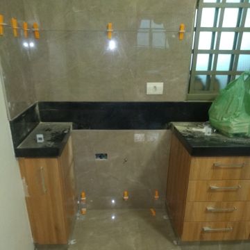 Sou especialista em ladrilhos em geral a mais de 15 anos no ramo, acabamentos de primeira - Torres Novas - Bathroom Tiling