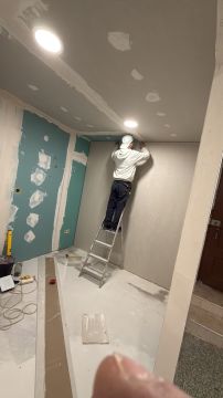 BR Services - Lagos - Montagem de Equipamento Desportivo