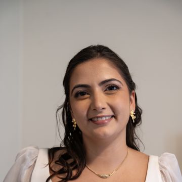 Babi Ribeiro | MAKE-UP ARTIST - Amares - Friseure und Make-up Artists