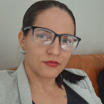 Kelly Andrade Fernandes - Almada - Apoio ao Domícilio e Lares de Idosos