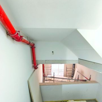 Prumo Real - Oeiras - Instalação de Escadas