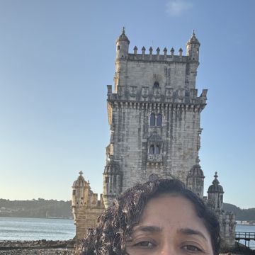 Bruna - Sintra - Limpeza de Persianas