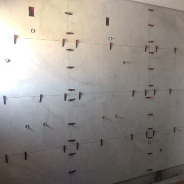 Sou especialista em ladrilhos em geral a mais de 15 anos no ramo, acabamentos de primeira - Torres Novas - Tile Installation