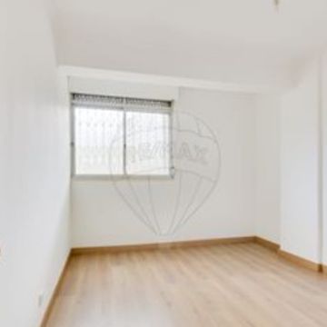 Hogar renovado - Odivelas - Instalación, reparación o eliminación de revestimientos
