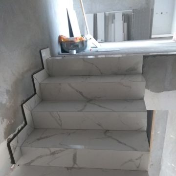 Sou especialista em ladrilhos em geral a mais de 15 anos no ramo, acabamentos de primeira - Torres Novas - Bathroom Remodel