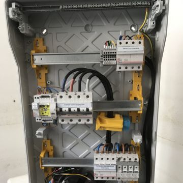 FEQ Soluções eletricas - Braga - Installation einer Solaranlage / Photovoltaikanlage