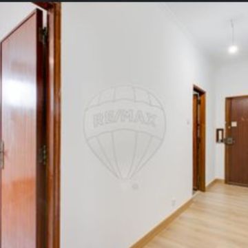 Hogar renovado - Odivelas - Montaje de muebles