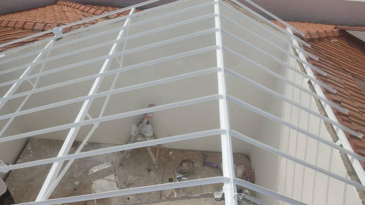 Remodelar Sonhos - Moita - Dachdeckerarbeiten - Dachdeckung