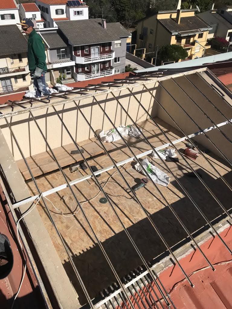 Remodelar Sonhos - Moita - Dachbau oder -austausch