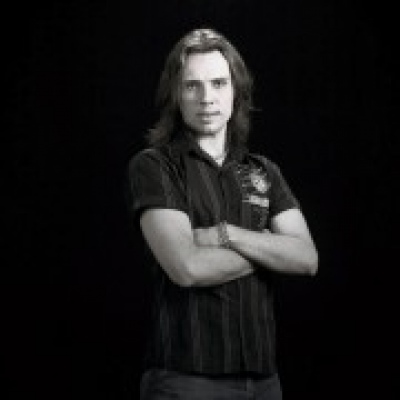 Fabinho Jablonski - Odivelas - Corporate Headshots