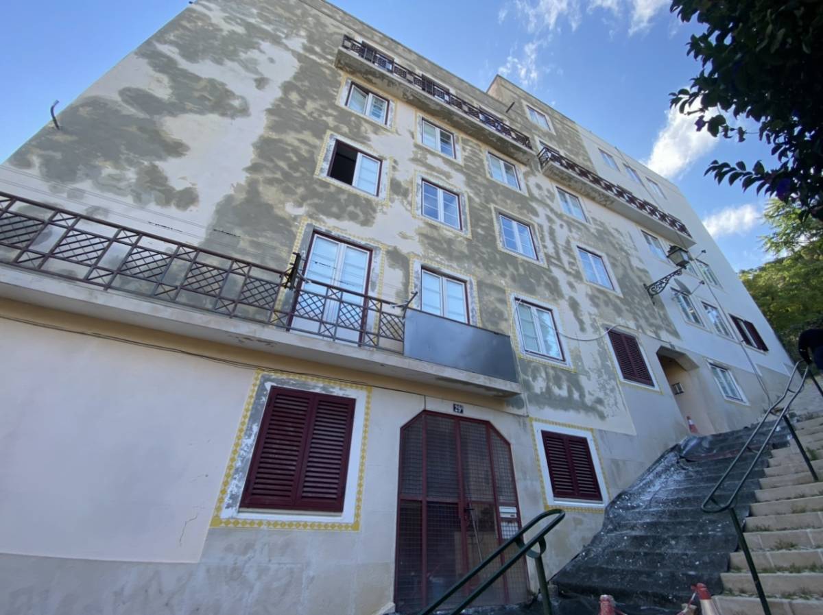 HB pinturas & remodelações - Sintra - Instalação de Escadas