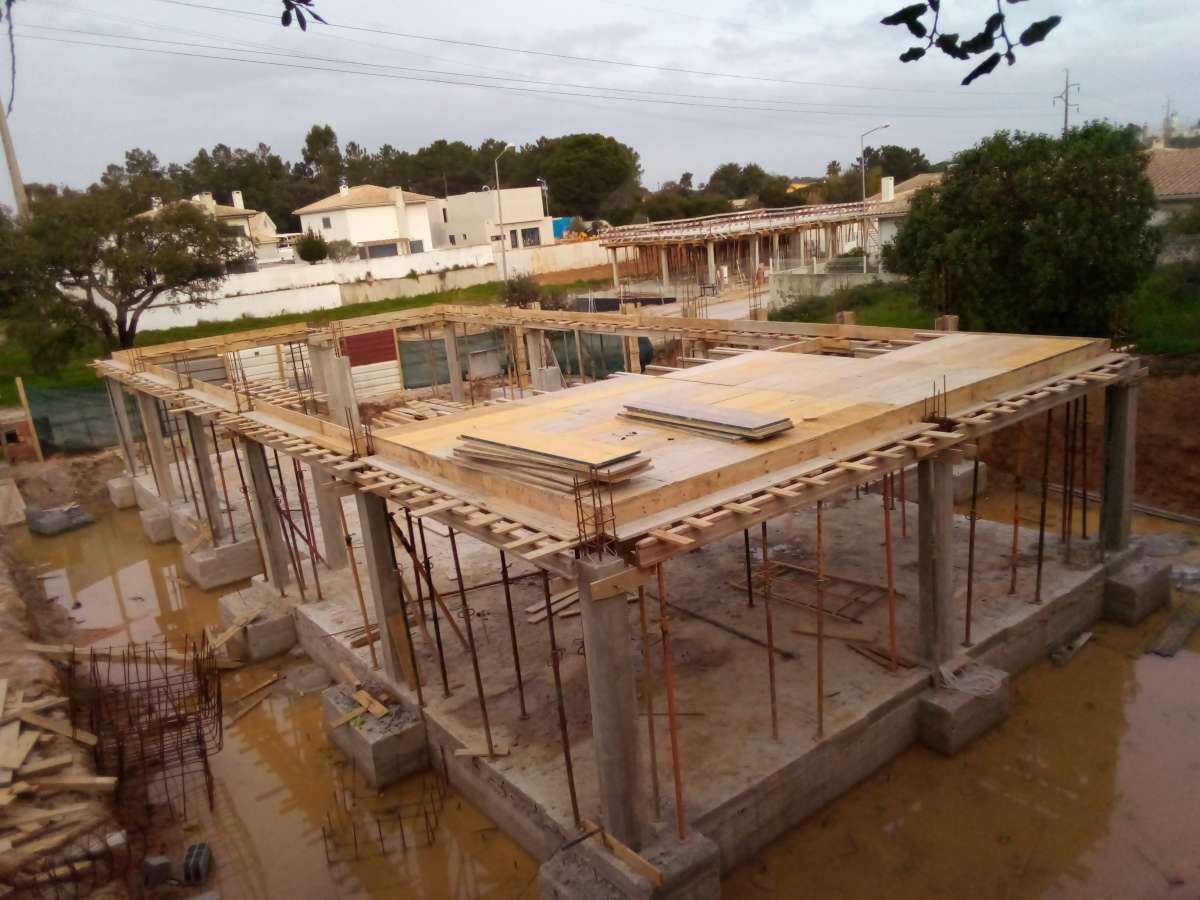 B&S Construção Civil - Setúbal - Limpeza de Telhado