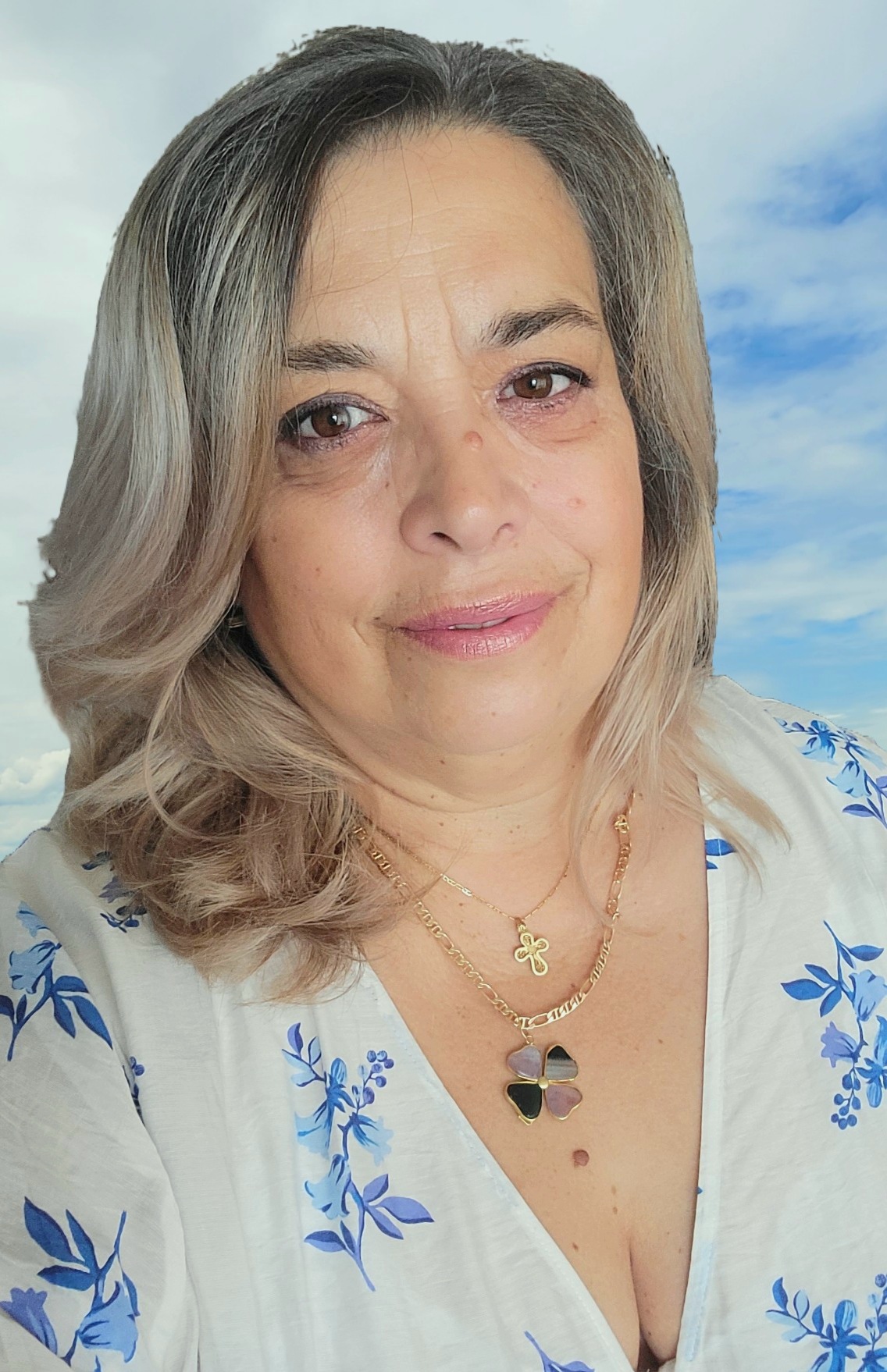 Cristina - Estarreja - Hebrew Translation