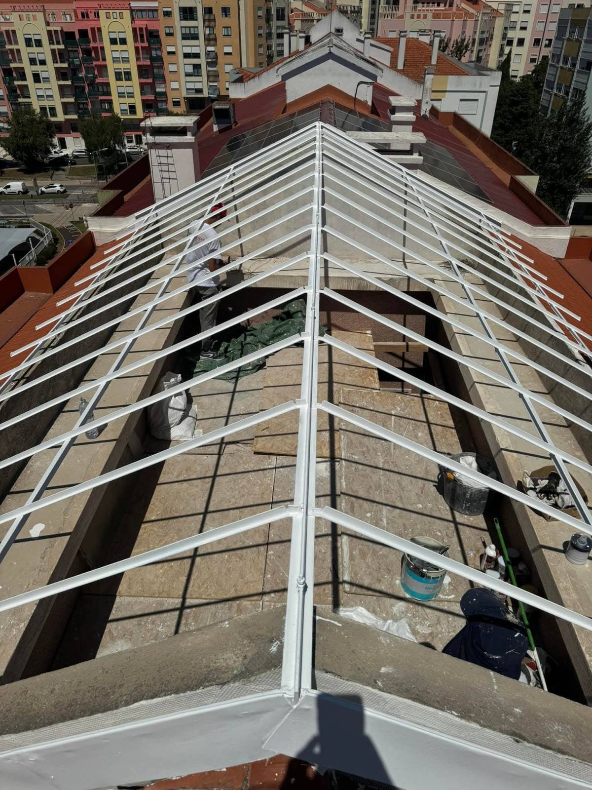 Remodelar Sonhos - Moita - Dachbau oder -austausch