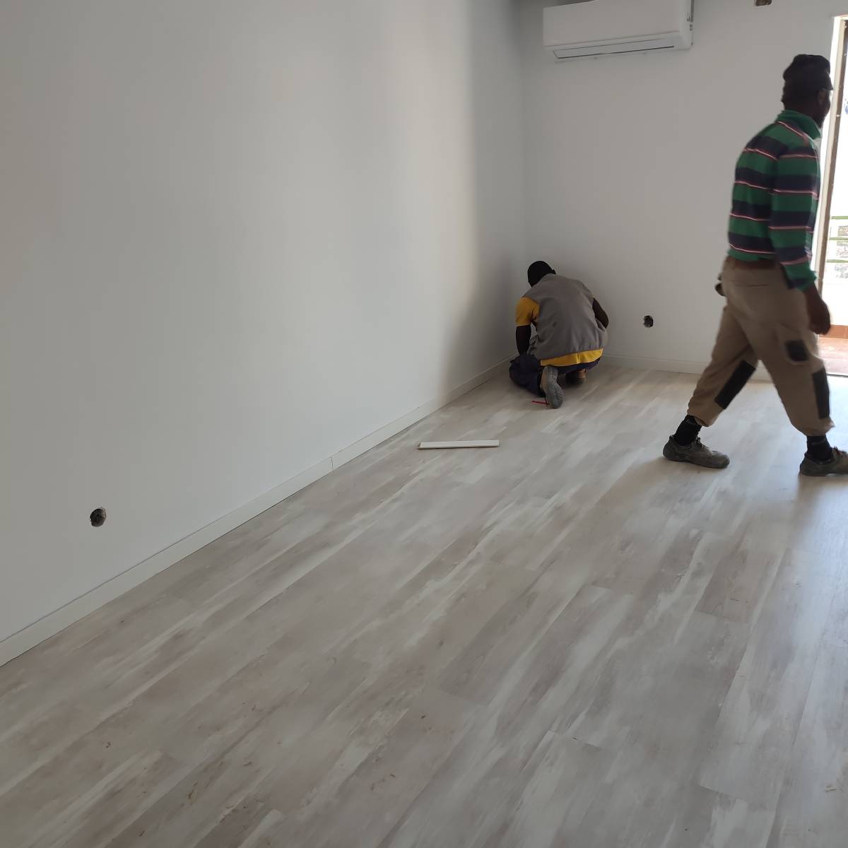 B&S Construção Civil - Setúbal - Roupeiros