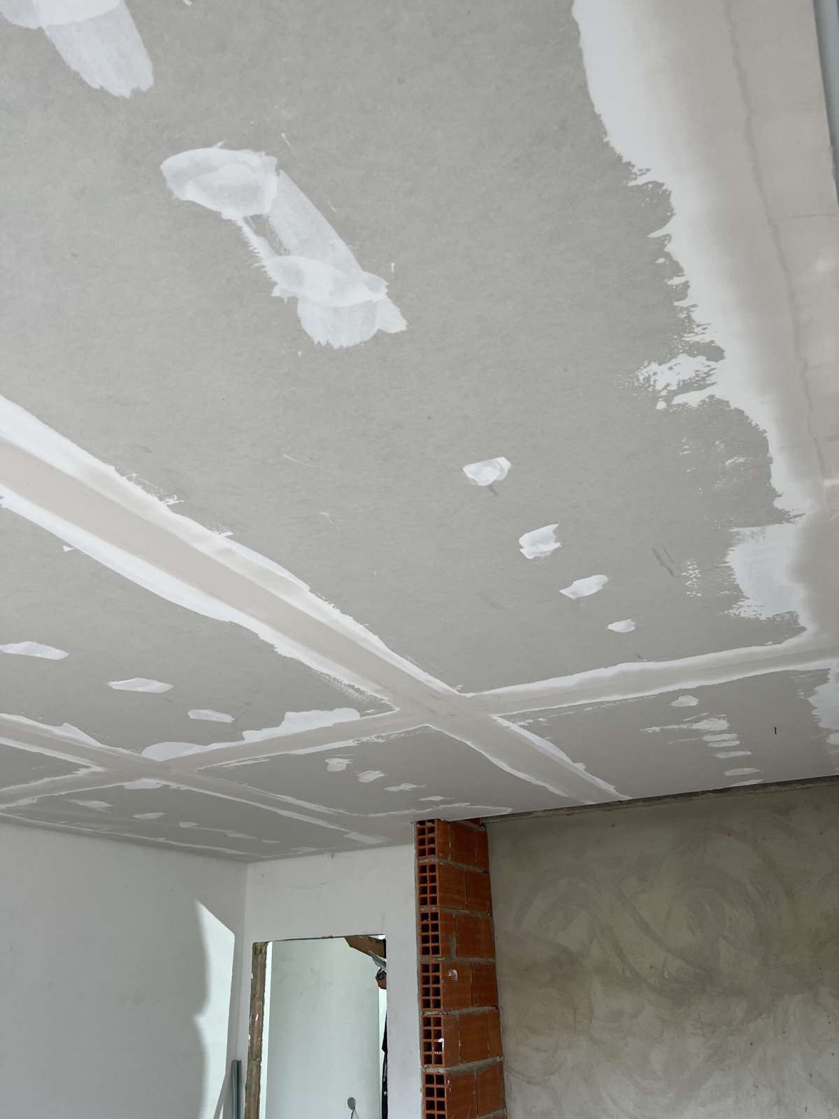 Jl construções - Ílhavo - Remodel a Room