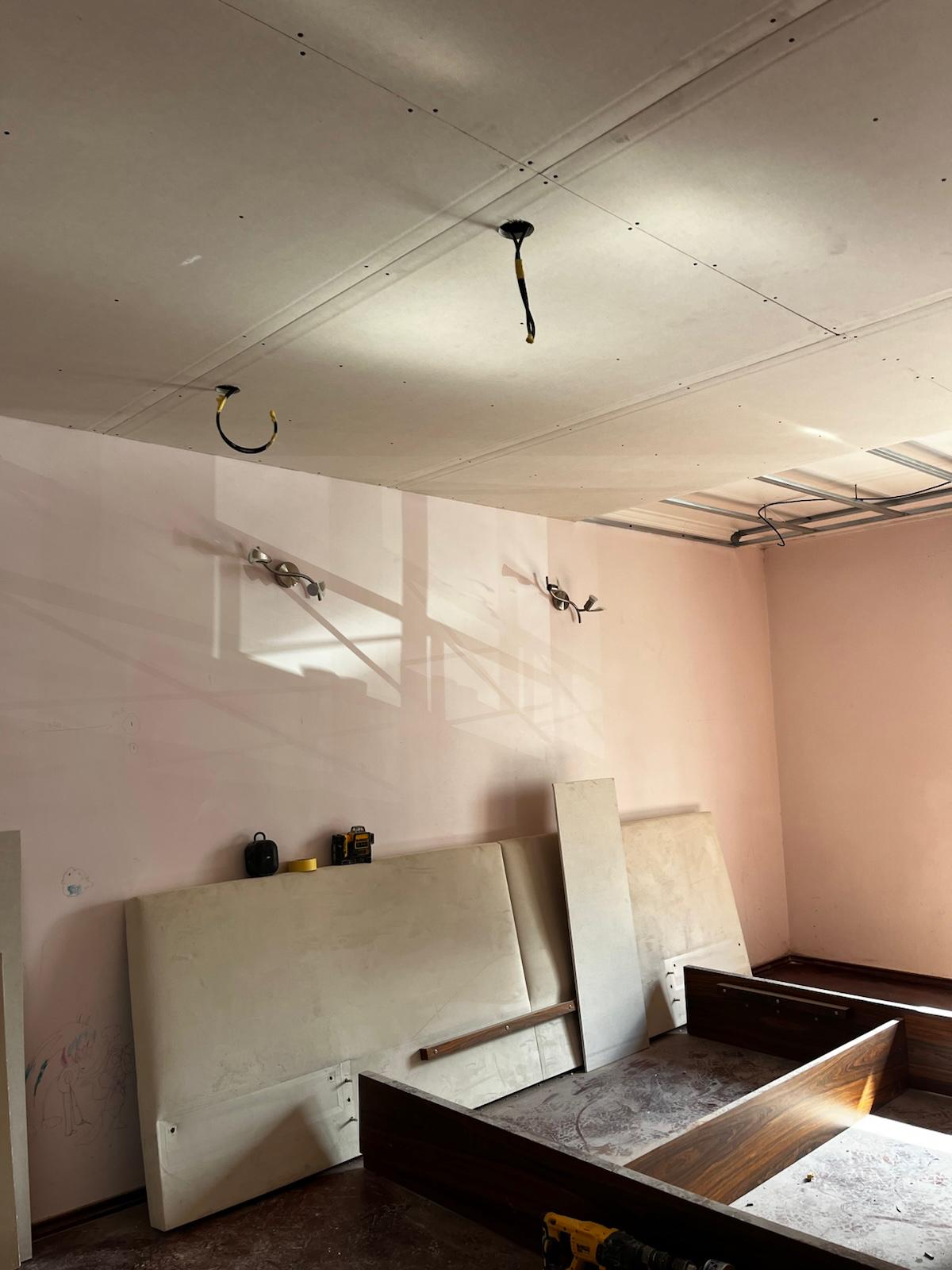 WORKER CONSTRUCTION - Amadora - Kitchen Tiling