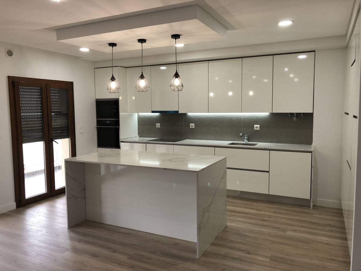 Remokit - Vila Franca de Xira - Schrank reparieren