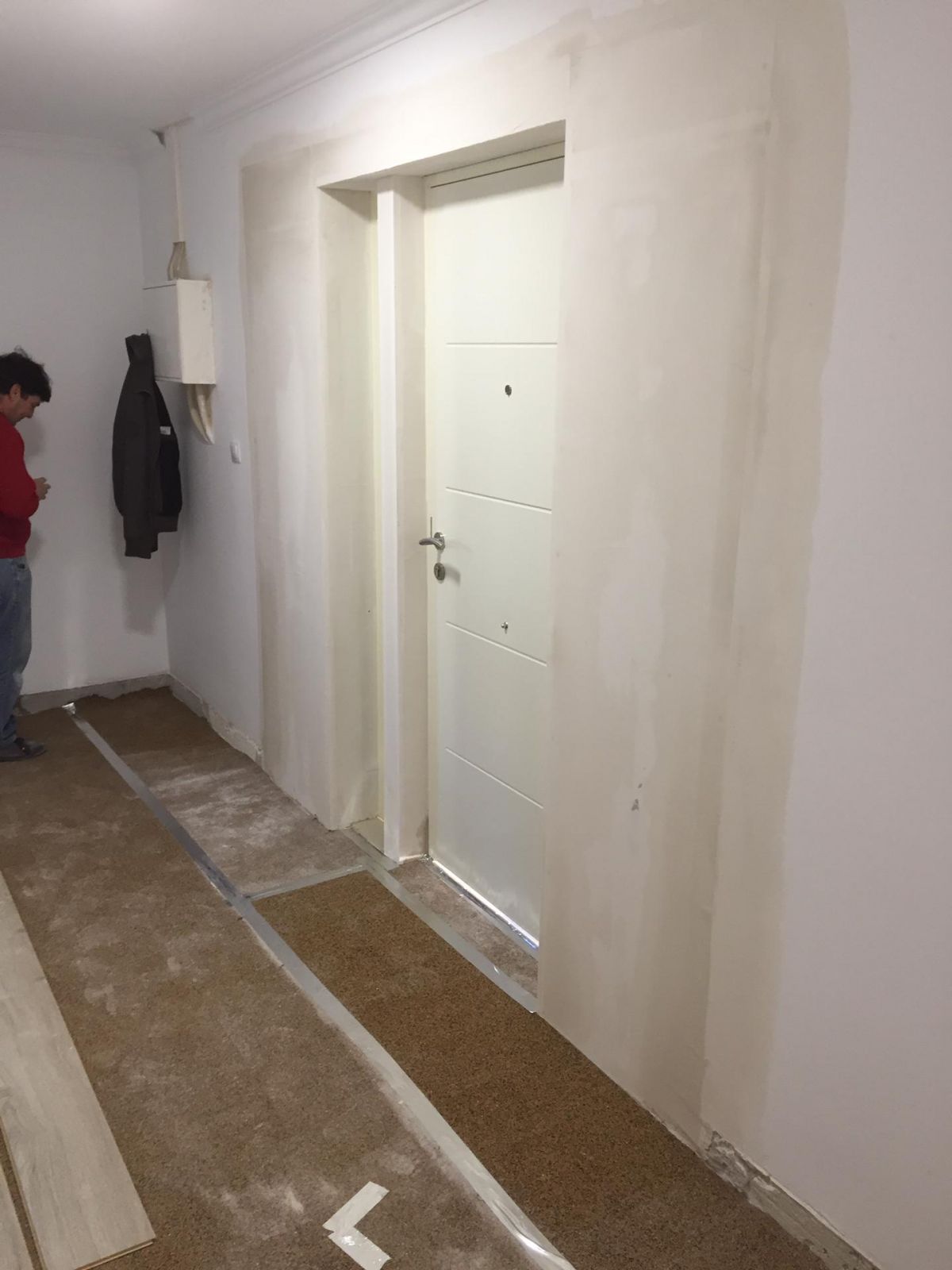 Ladislau Ferreira Dutra - Lisboa - Wallpaper Repair