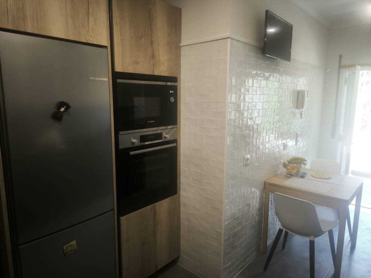Donominador prireiotario - Oeiras - Remodelação de Casa de Banho