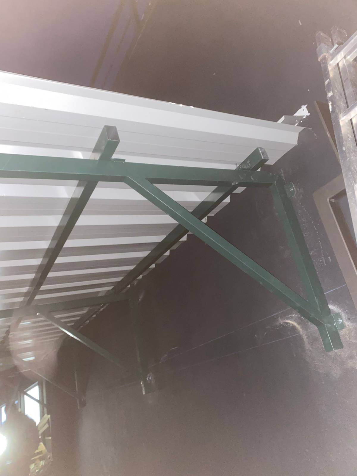 LL Remodelações - Póvoa de Varzim - Ventilator montieren