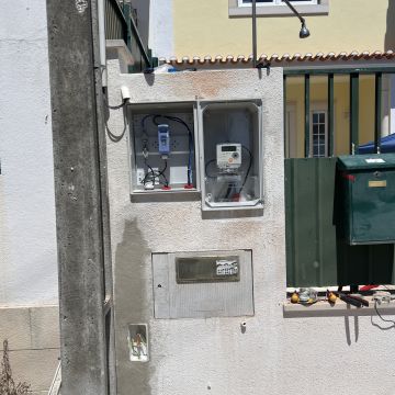 Central Faz Sistemas Elétricos - Mafra - Installation et retrait d’éclairages festifs