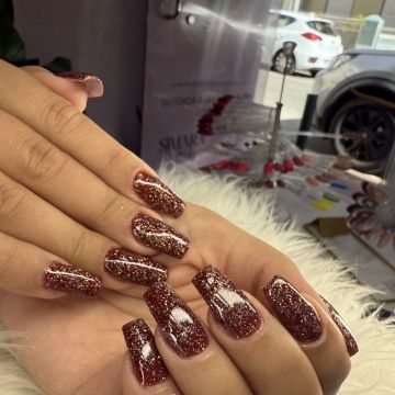 Simara nails - Oeiras - Manucure et pédicure