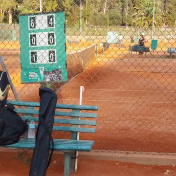 Tiago Chaves - Aulas de Ténis - Sintra - Clases de Deportes
