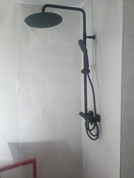 WORKER CONSTRUCTION - Amadora - Sink and Faucet Repair