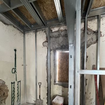Almeida remodelação - Leiria - Stone or Tile Flooring Installation