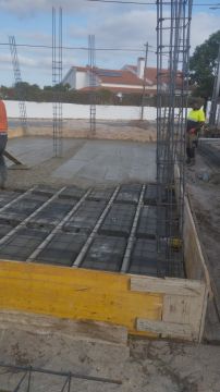 B&S Construção Civil - Setúbal - Instalación o reemplazo de tejados