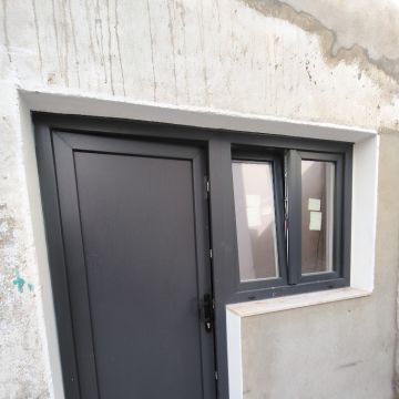 LxMontagens - Sintra - Instalación de acristalamiento de balcones