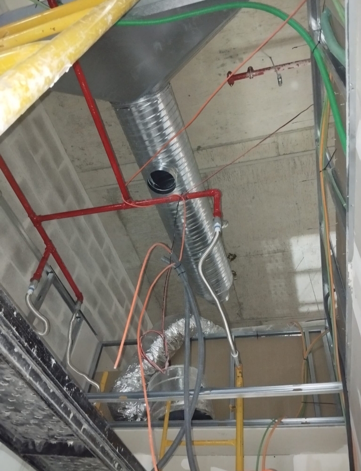 Wanderson paixão de Oliveira - Amadora - Lampeninstallation
