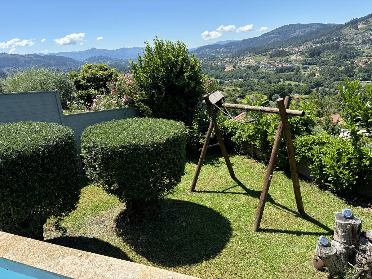 Liliana pinheiro - Arcos de Valdevez - Window Blinds Cleaning