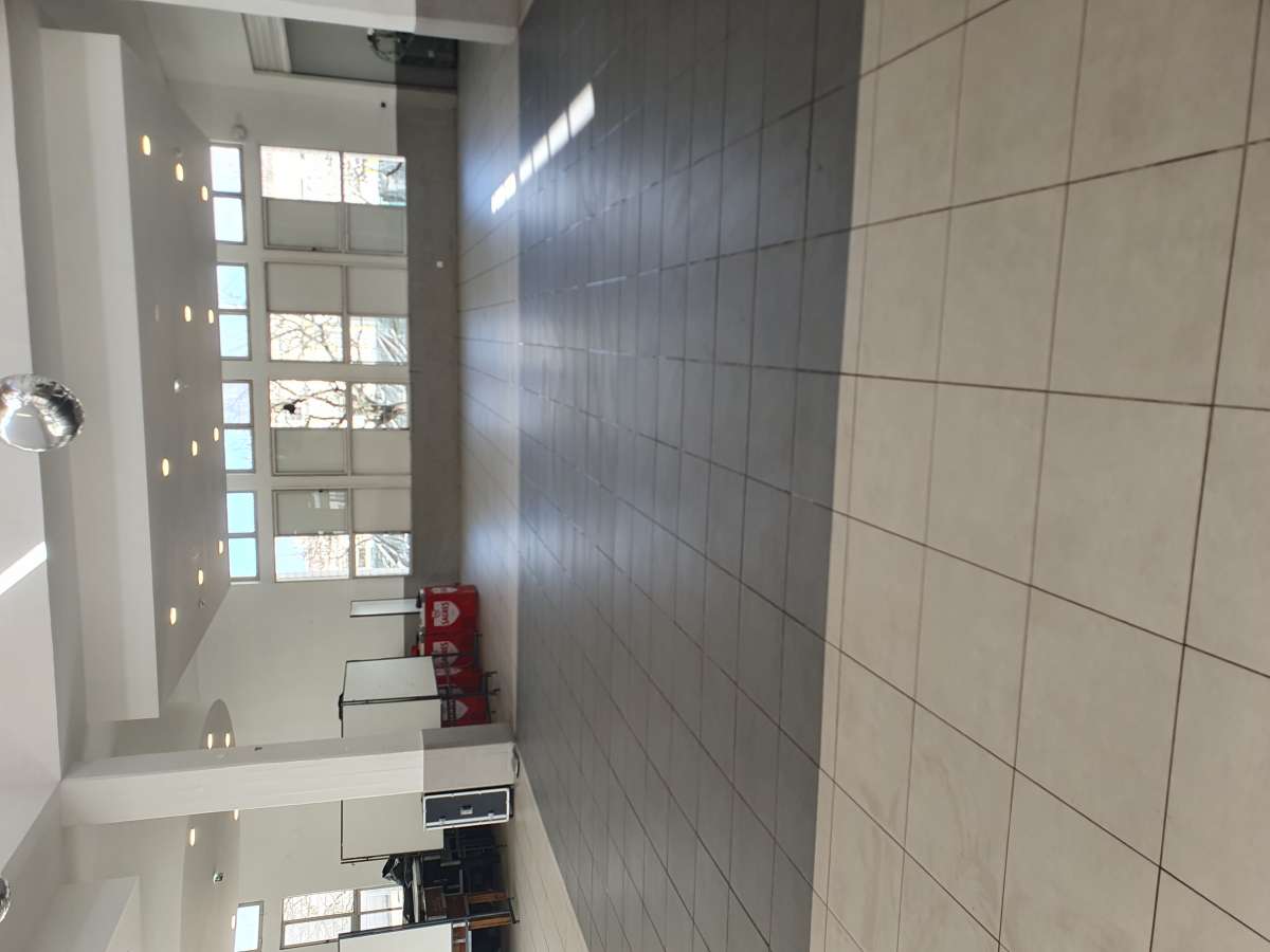 R.C Services - Amadora - Commercial Cleaning