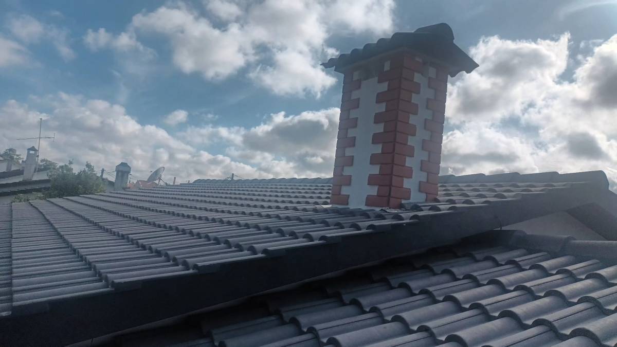 Vilson Cavalheiro - Alcobaça - Construção de Parede Interior