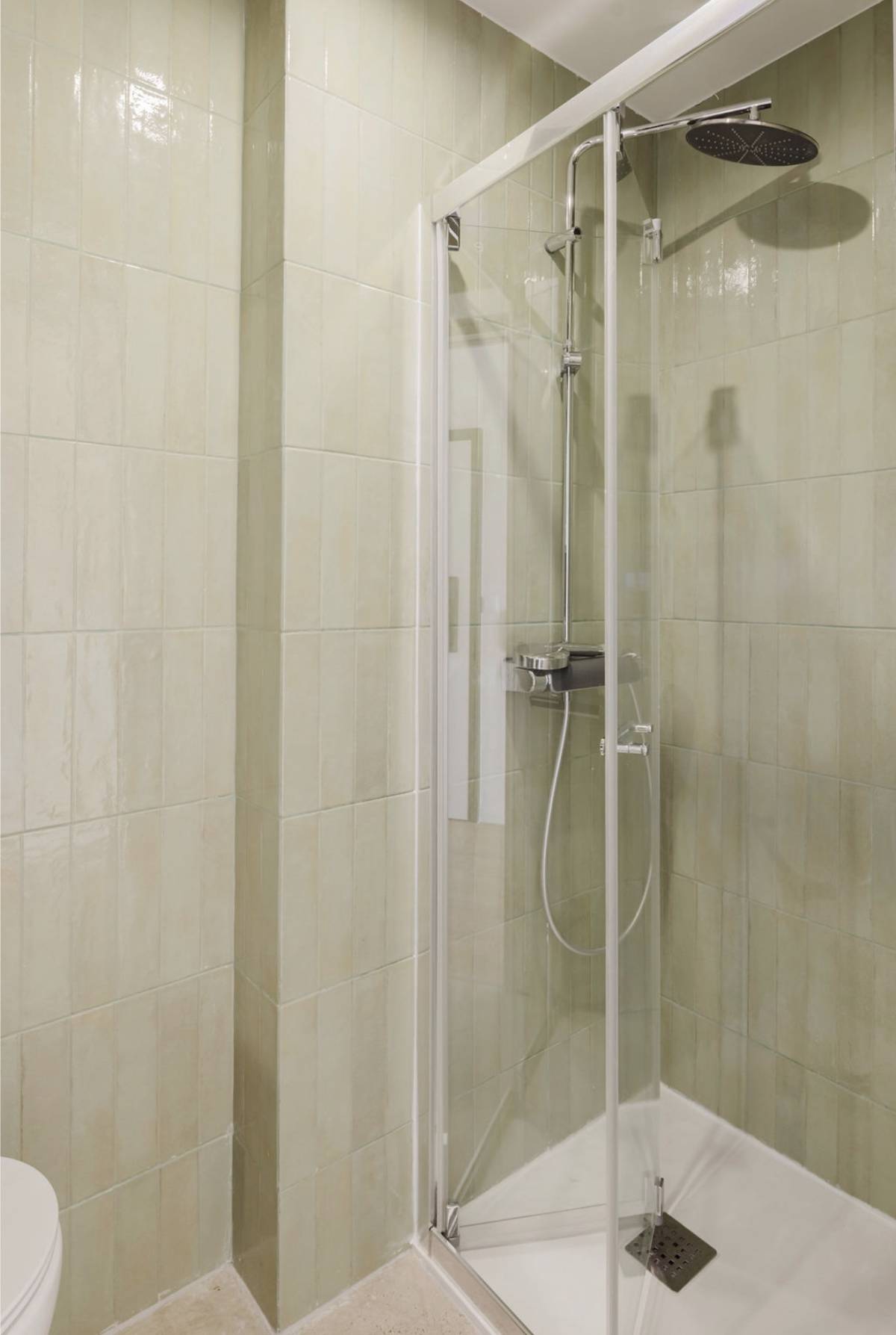 Azimut - Oeiras - Reparação de Interruptores e Tomadas