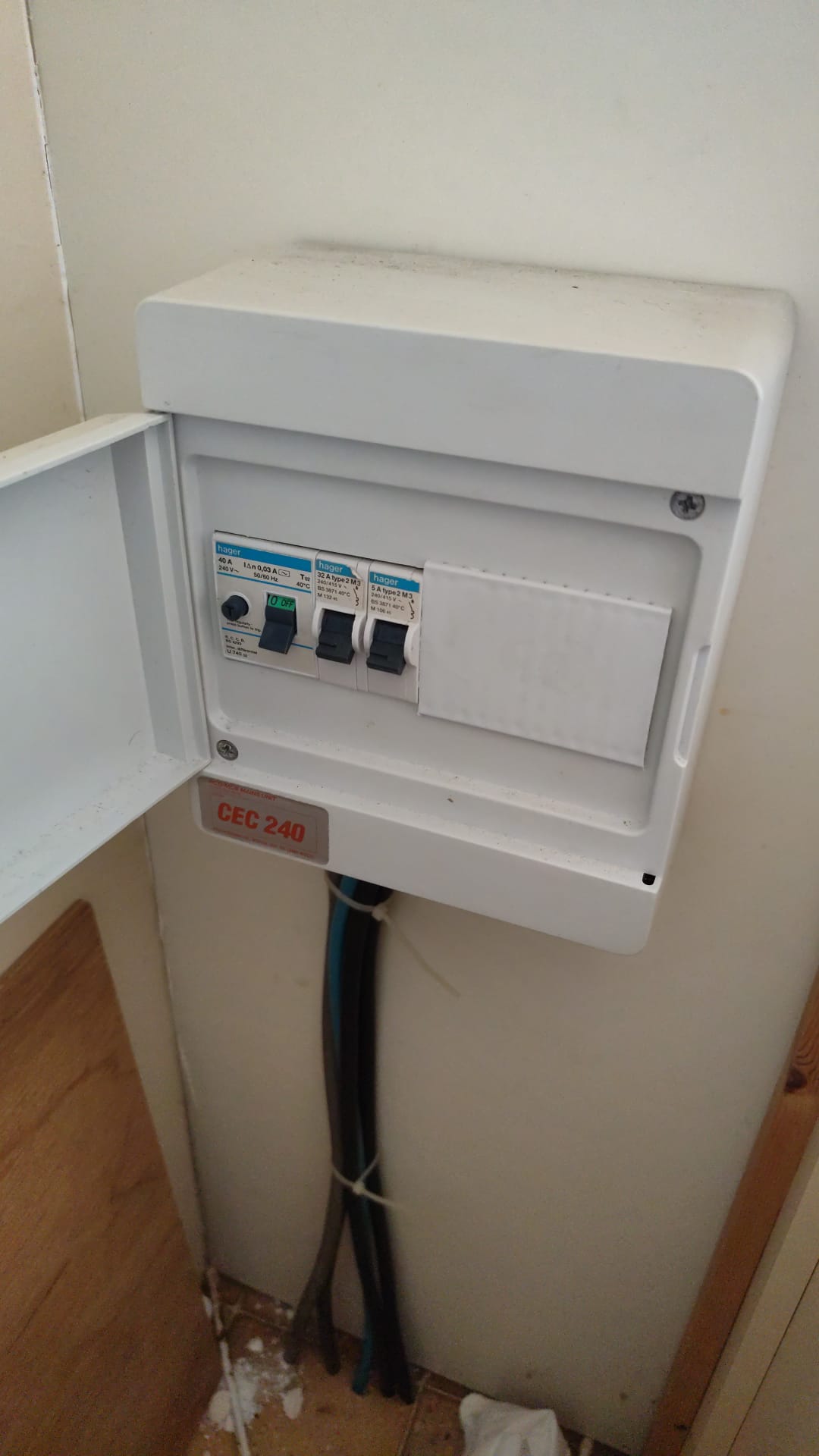 Araújo - Portimão - Instalação de Painel Solar