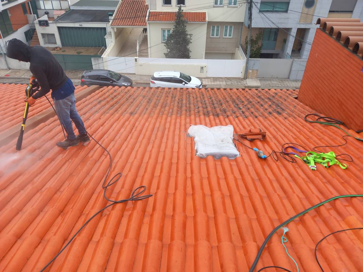 Julio Dutra - Vila do Conde - Réparation de cheminées et conduits de fumée