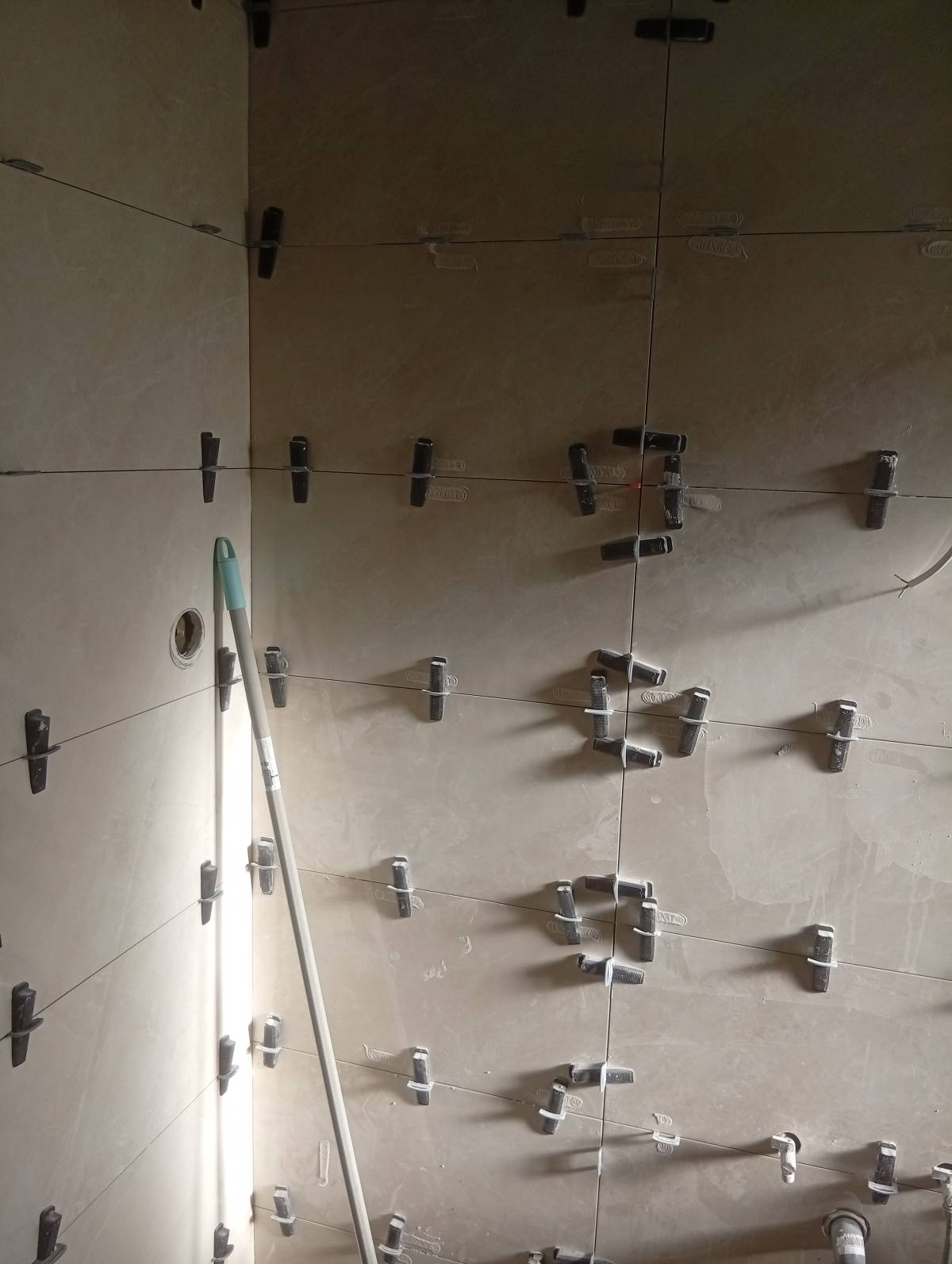 Wanderson paixão de Oliveira - Amadora - Zentrale Klimaanlage warten