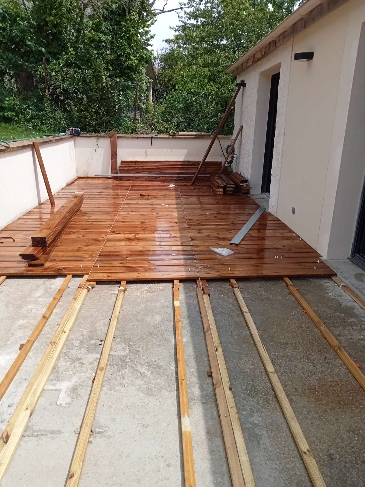 BSR - Guimarães - Stone or Tile Flooring Installation