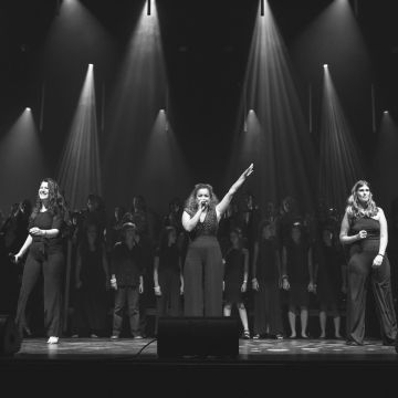 Paloma del Pillar - Amadora - Band Entertainment