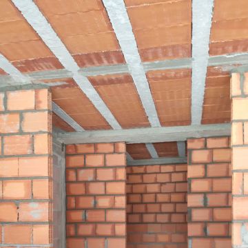 Reginaldo - Guimarães - Attic Remodel