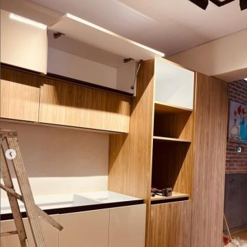 Domínio Incrível - Porto - Montagem de Mesa de Bilhar