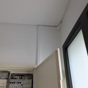 Volts reparações eletricas - Seixal - Instalación de interruptores y enchufes