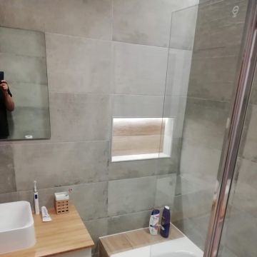 Kleber Santana - Amadora - Dachbau oder -austausch