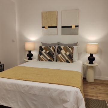 Pp eletricista - Sintra - Switch and Outlet Installation