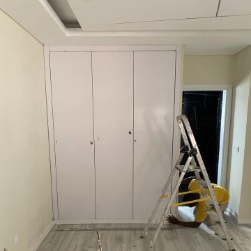 João Almeida - Loures - Schrank reparieren